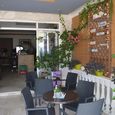 Iliana Hotel *