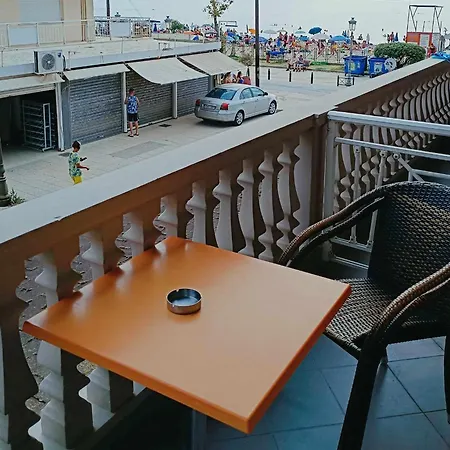 Hotel Iliana *